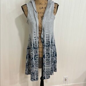 Gray and Blue Sleeveless Open Long Hooded Cardigan
